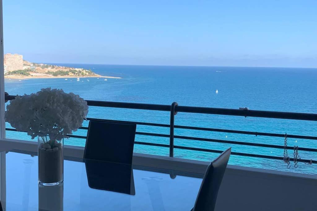 Apartmán Playa Albufereta. Espectaculares Vistas Al Mar. Alicante Exteriér fotografie